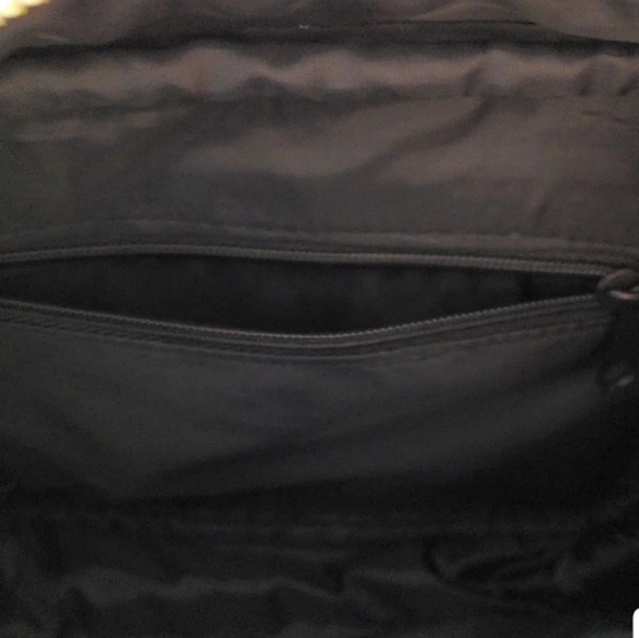 Victoria Secret NEW w tags silver crossbody bag - Picture 6 of 6